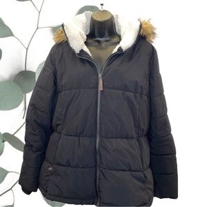 LAST CHANCE PRICING!! Misses’ winter parka